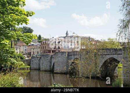 Limoges, la Vienne et le Pont St Etienne. Banque D'Images