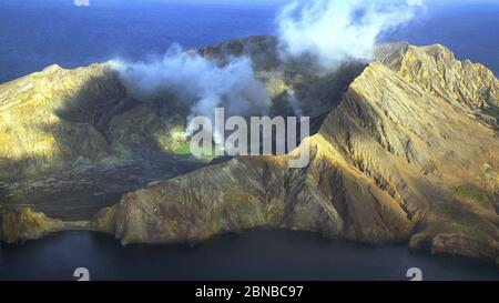 White Island active vulcano, vue aérienne, Nouvelle-Zélande, Île du Nord, Île Blanche Banque D'Images