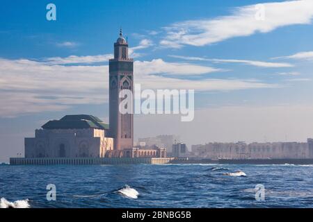 La mosquée Hassan II ou Grande Mosque Hassan II est une mosquée à Casablanca, au Maroc. C'est la plus grande mosquée d'Afrique. Banque D'Images