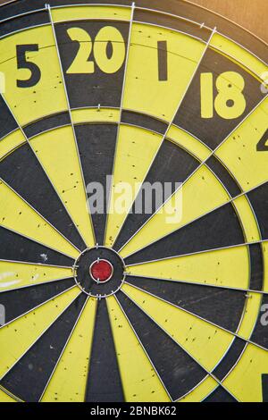 Jeu de fléchettes. Plan de travail rond. Concept marketing. Gros plan. Banque D'Images