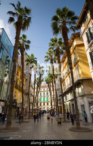 Vue sur la Calle Puerta del Mar, Malaga, Costa Del sol, Andalousie, Espagne, Europe Banque D'Images