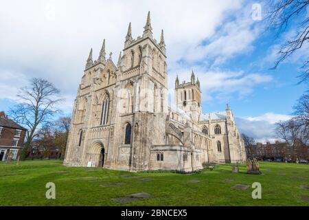Vue extérieure sur l'abbaye de Selby à Selby, dans le North Yorkshire Banque D'Images