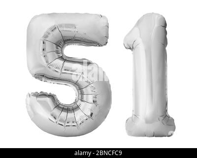 Numéro 51 cinquante et un fait de ballons gonflables en argent isolés sur fond blanc Banque D'Images