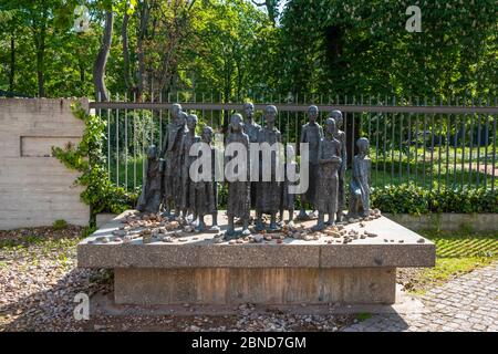 Monument aux victimes juives pour fasicm à l'extérieur du cimetière juif sur Alte Hamburger Strasse, Berlin Banque D'Images