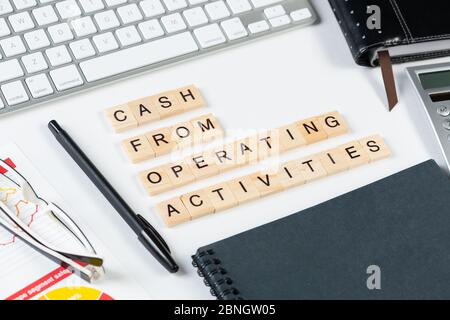 Concept de trésorerie provenant des activités d'exploitation Banque D'Images