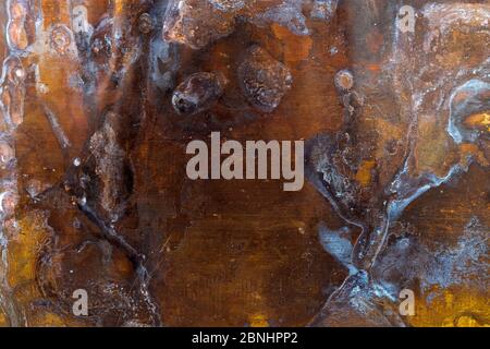 texture et arrière-plan de la surface en feuille de laiton oxydée et tachetée Banque D'Images