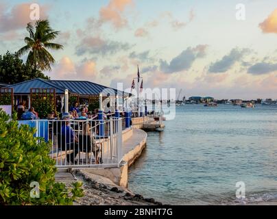 Restaurant The Wharf, George Town, Grand Cayman, îles Caïman Banque D'Images