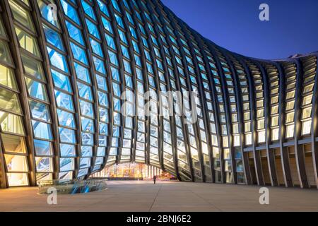 Phoenix International Media Center au crépuscule, Pékin, Chine, Asie Banque D'Images