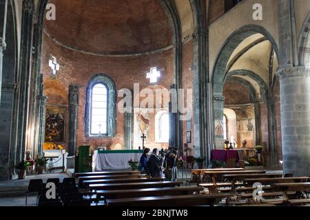 Visite de Sacra di San Michele dans le Piémont de Valsusa Banque D'Images