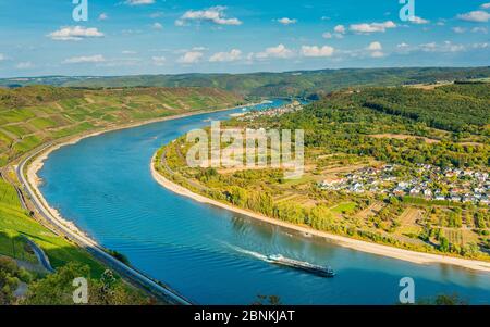 Boucle du Rhin à Boppard, moitié gauche avec Osterspai, vue du point de vue de Gedeonseck, a quitté le Hamm de Boppard, vallée du Haut-Rhin moyen classée au patrimoine mondial de l'UNESCO, Banque D'Images