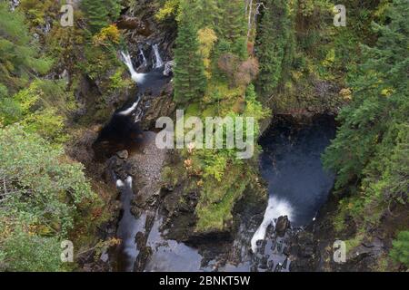 Plodda Falls, Tomich, Wester Ross, Highlands, Scotland, UK, octobre 2015. Banque D'Images