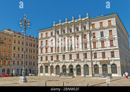 BNL Gruppo BNP Paribas Building, Trieste, Italie. Banque D'Images