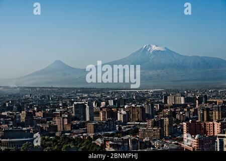 Mont Ararat, vue de Erevan Cascade. Arménie Banque D'Images