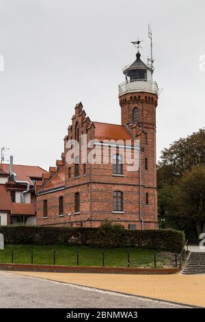 Europe, Pologne, Pomerania, Ustka / Stolpmünde - phare Banque D'Images