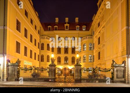 Grand-hôtel, Taschenbergpalais, façade, façade, heure bleue, Dresde, Saxe, Allemagne, Europe, Banque D'Images