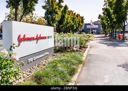 Oct 9, 2019 Milpitas / CA / USA - Johnson & Johnson Vision des bureaux dans la Silicon Valley ; Johnson & Johnson Vision Care, Inc. fait partie de l'American mult Banque D'Images