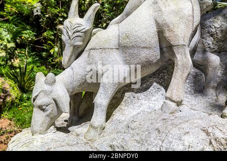 Guangzhou Five Rams Statue, jardin chinois, jardin botanique, Victoria, île Mahé, Seychelles, Océan Indien, Afrique Banque D'Images