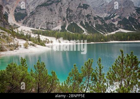 Lago di Braies Banque D'Images