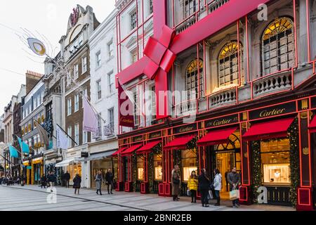 L'Angleterre, Londres, New Bond Street, boutique Cartier avec décorations de Noël Banque D'Images