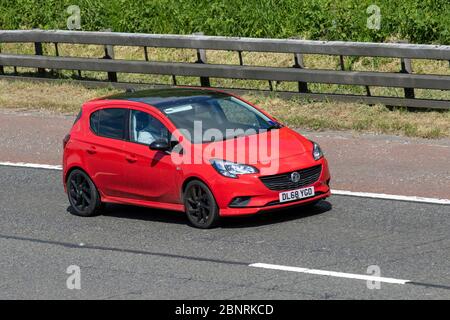 2019 rouge Vauxhall Corsa SRI Vx-Line NAV Black ; véhicules mobiles pour la circulation routière, véhicules routiers au Royaume-Uni, moteurs, véhicules motorisés sur l'autoroute M6 Banque D'Images