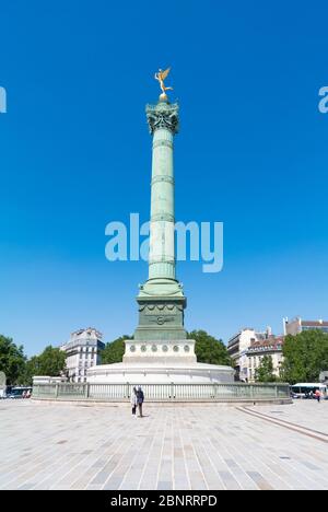 Paris/ France: Colonne de juillet colonne en anglais place de la Bastille, colonne monumentale de Paris commémorant la révolution Banque D'Images