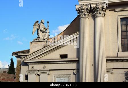 Chiesa di San Rocco All Augusteo - Eglise de Saint Roch All Augusteo avec Largo San Rocco dans la ville de Rome, Italie Banque D'Images