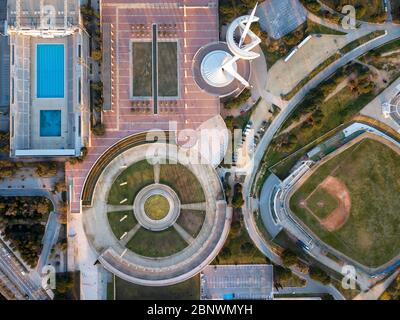 Vue aérienne anneau olympique ou Anella Olímpica et Palau Sant Jordi Estadi Olímpic et Montjuïc Communications Tower. Jeux Olympiques 1992 Barcelone Catalo Banque D'Images