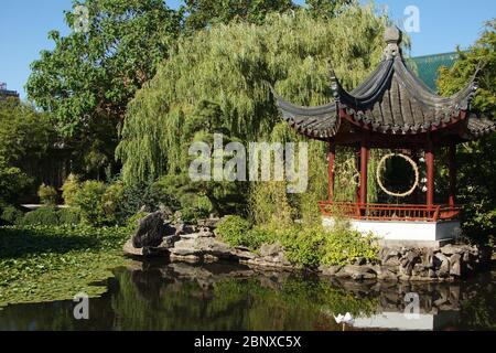 Jardin chinois classique du Dr Sun Yat-Sen Banque D'Images