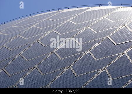 Motif de tuiles sur le toit de l'opéra de Sydney, Australie Banque D'Images