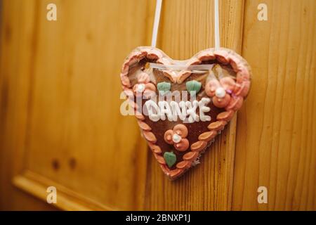 Pfaffenhofen, Allemagne, 16 mai 2020. Merci sur un coeur de pain d'épice . © Peter Schatz / photos stock Alay Banque D'Images