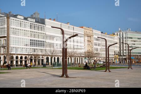 A CORUNA, ESPAGNE - 2 FÉVRIER 2020 : image panoramique du front de mer du port dans le centre-ville de A Coruna, capitale de la Galice, le 2 février 2020 à S. Banque D'Images