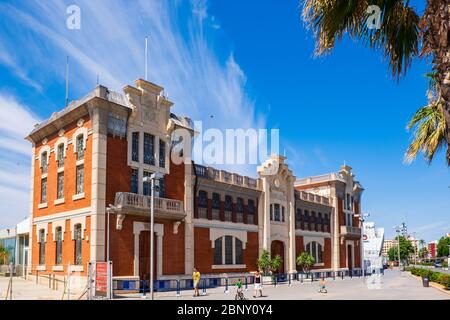 Valence, Espagne : 14 juin 2015 - Varadero public dans la région de la Marina de València, Espagne Banque D'Images