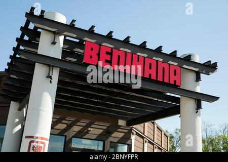 Un logo à l'extérieur d'un restaurant Benihana à Plymouth Meeting, Pennsylvanie, le 4 mai 2020. Banque D'Images