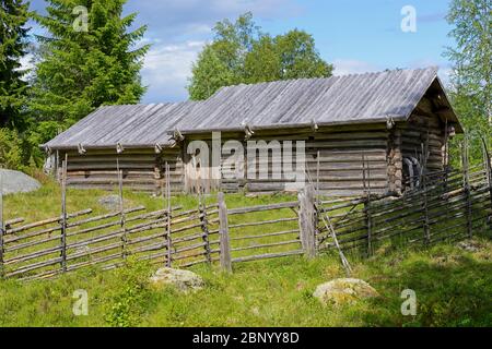 Ancienne ferme de montagne, Ärteråsen, Furudal, Rättvik, Dalarna Banque D'Images