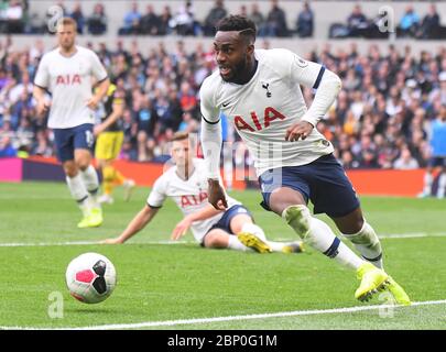 LONDRES, ANGLETERRE - 28 SEPTEMBRE 2019 : Danny Rose de Tottenham photographié pendant le match de la Premier League 2019/20 entre le Tottenham Hotspur FC et le Southampson FC au Tottenham Hotspur Stadium. Banque D'Images