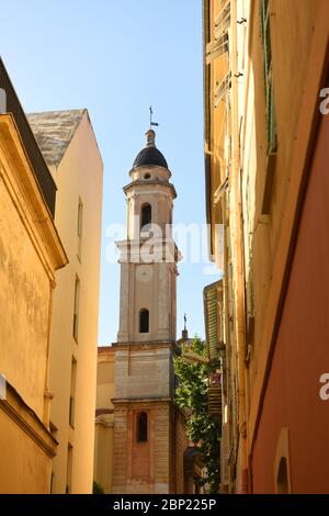 Vieille ville de Menton, France. Banque D'Images