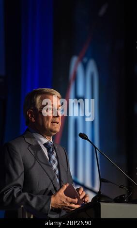 Réception du 60e anniversaire de la NASA de l'AIAA le président de l'Institut américain de l'aéronautique et de l'astronautique (AIAA), John Langford, prononce un discours lors d'une réception organisée par l'Institut américain de l'aéronautique et de l'astronautique (AIAA) pour célébrer le 60e anniversaire de la NASA, le jeudi 20 septembre 2018, au Ronald Reagan Building and International Trade Center à Washington, CC. Banque D'Images