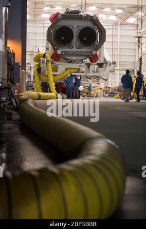 Déploiement orbital ATK CRS-9 une fusée orbitale ATK est vue juste avant son lancement pour le lancement de Pad-0A au site de vol de Wallops le jeudi 17 mai 2018 à Wallops Island, va. L'Antares lancera un vaisseau Cygnus lors d'une mission de réapprovisionnement de cargaison à la Station spatiale internationale. La mission est le neuvième vol de livraison de fret sous contrat d’orbital ATK à destination de la station spatiale de la NASA. Les 7,400 livres de cargaison à bord de Cygnus comprennent des expériences scientifiques, des fournitures d'équipage et du matériel de véhicule. Banque D'Images