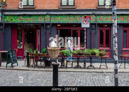 Dublin, Irlande. Mai 2020. Les chutes de pied et la circulation dans le centre-ville de Dublin et les magasins et les entreprises sont fermés en raison des restrictions de Covid-19 en cas de pandémie. Banque D'Images