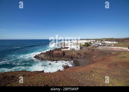 LANZAROTE, ESPAGNE - 28 NOVEMBRE 2016 : vue sur El Golfo, près du lagon vert, à Lanzarote, îles Canaries, Espagne Banque D'Images