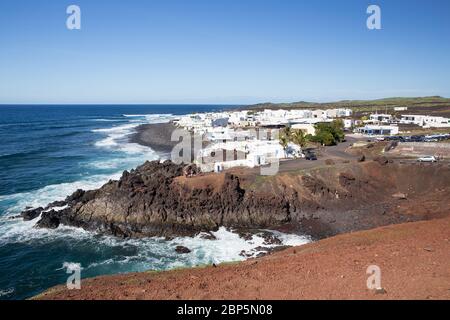 LANZAROTE, ESPAGNE - 28 NOVEMBRE 2016 : vue sur El Golfo, près du lagon vert, à Lanzarote, îles Canaries, Espagne Banque D'Images