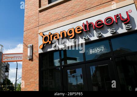 Un logo extérieur à un emplacement Orangetheory Fitness à Silver Spring, Maryland, le 12 mai 2020. Banque D'Images