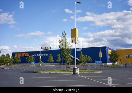 Portland, OREGON, États-Unis - 6 mai 2020 : fermeture du magasin d'ameublement d'intérieur IKEA à Portland, Oregon, pendant la pandémie du coronavirus. Banque D'Images