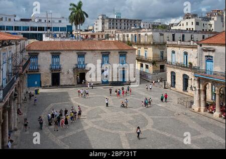 Vue sur la place de la cathédrale à la Havane en 2019 Banque D'Images
