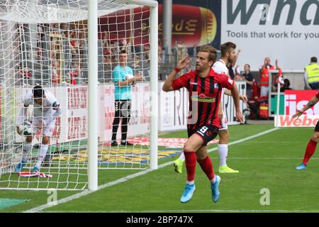 1. BL: 19-20: 1. Vitesse SC Freiburg contre FSV Mayence 05 Banque D'Images