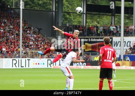 1. BL: 19-20: 1. Vitesse SC Freiburg contre FSV Mayence 05 Banque D'Images