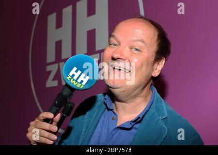 Jens Wawrzeck, Fototermin im Hamburg Zwei 80er Cafe à Ottensen, Hambourg, 15.08.2019