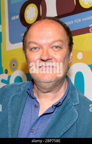Jens Wawrzeck, Fototermin im Hamburg Zwei 80er Cafe à Ottensen, Hambourg, 15.08.2019