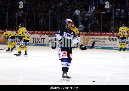 5. Vitesse DEL 19-20: SERC Wildwings vs. Krefeld Penguins Banque D'Images