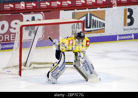 5. Vitesse DEL 19-20: SERC Wildwings vs. Krefeld Penguins Banque D'Images